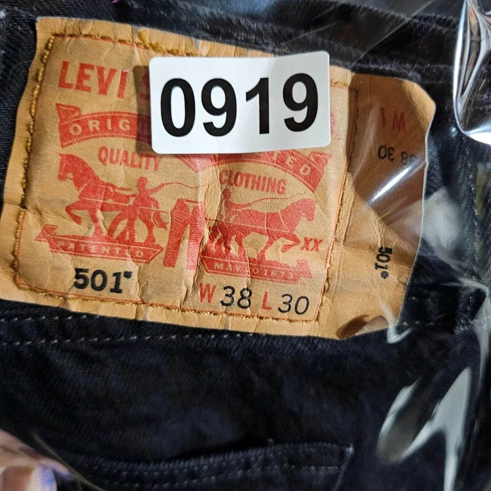 Levis 501 Jeans Mens 38x30 Original Fit Straight Leg Button Fly Black Denim‎
